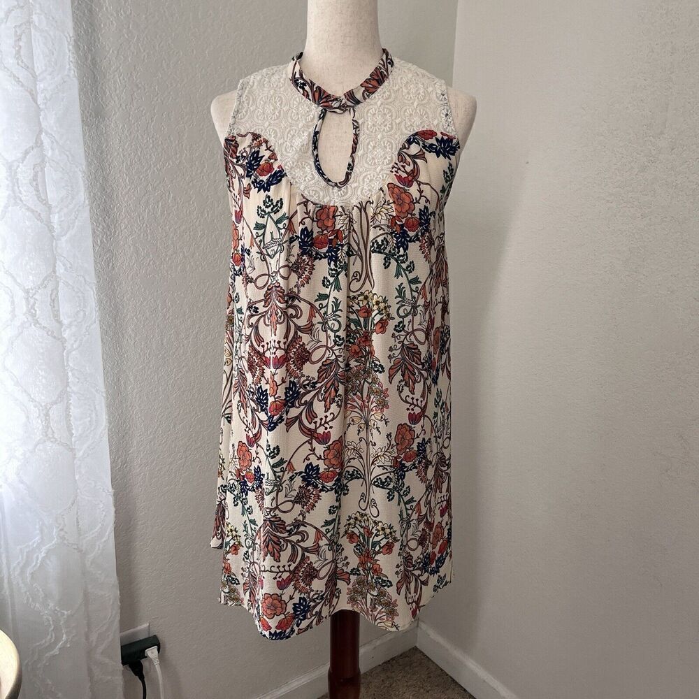 Umgee Women’s Dress Floral Shift Size Medium Sleeveless Boho Flowy Mini Lace